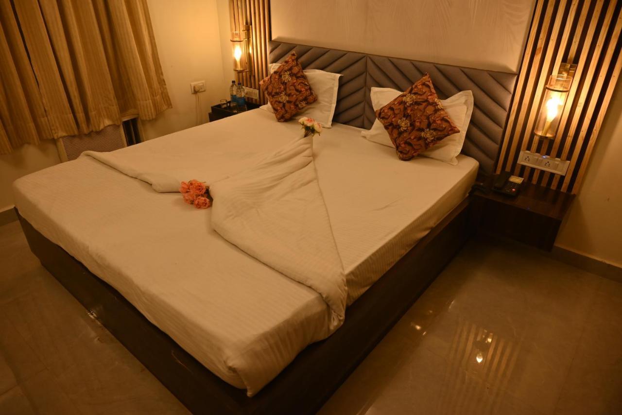 Hotel Sun Green 布巴内什瓦尔 外观 照片